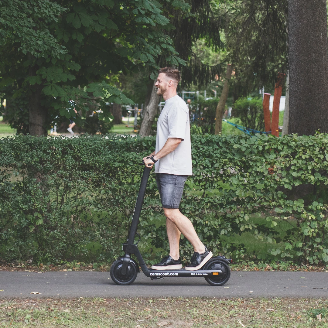 Skuter elektrik Comscoot ECO Plus 760W, 9.6Ah/350Wh, 25 km/h, i zi