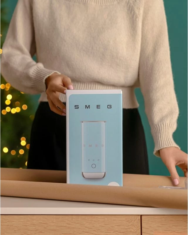 Shkumëzues qumështi SMEG MFF02CREU, krem
