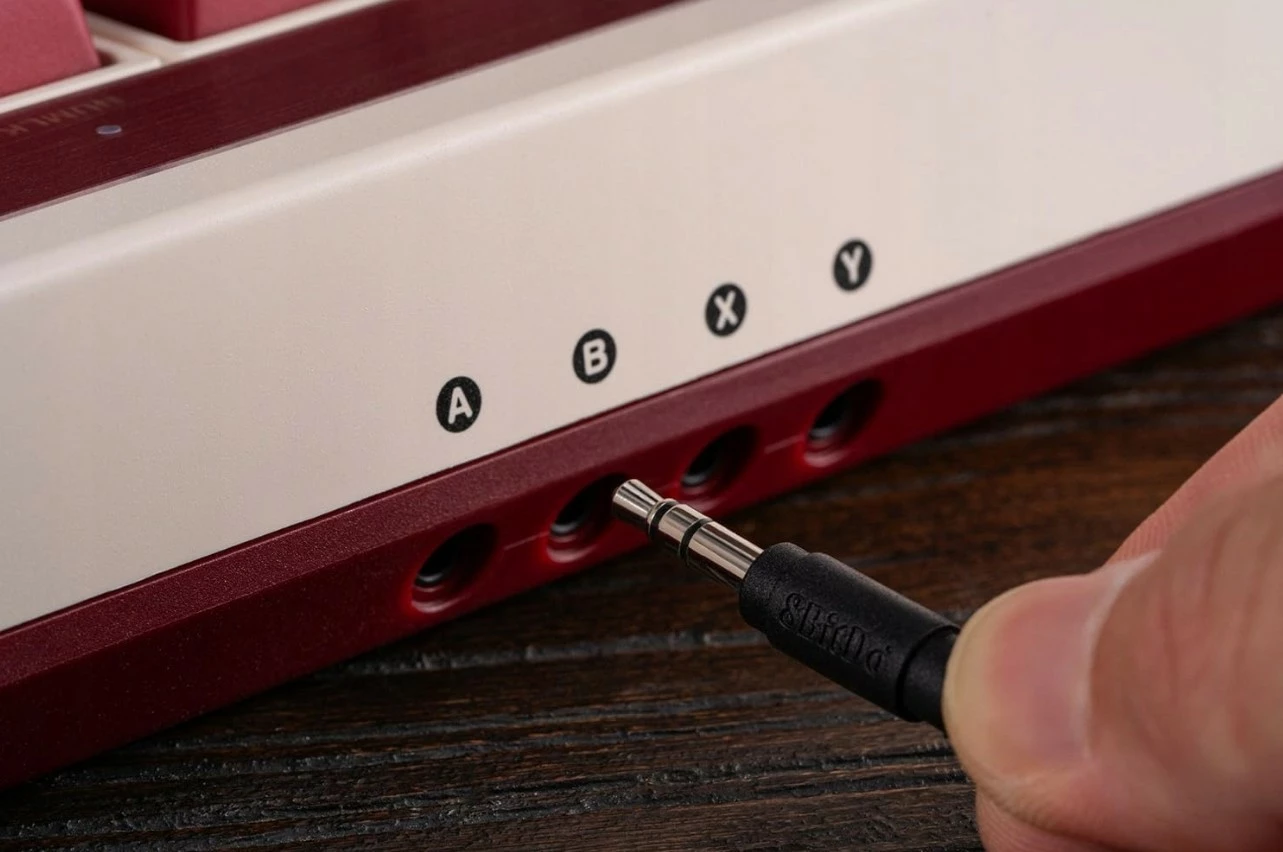 Tastierë mekanike 8BitDo Retro 108 Fami Edition me Dual Super Buttons, për PC, maroon dhe e bardhë