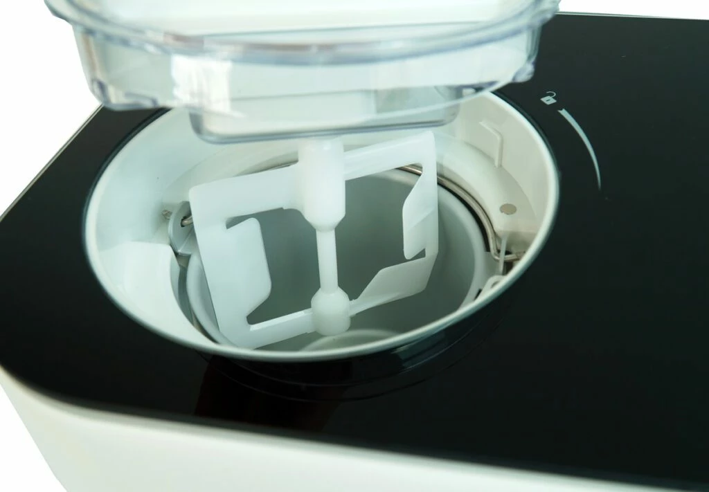 Makinë Për Përgaditjen E Akullores BLAUPUNKT ICM401