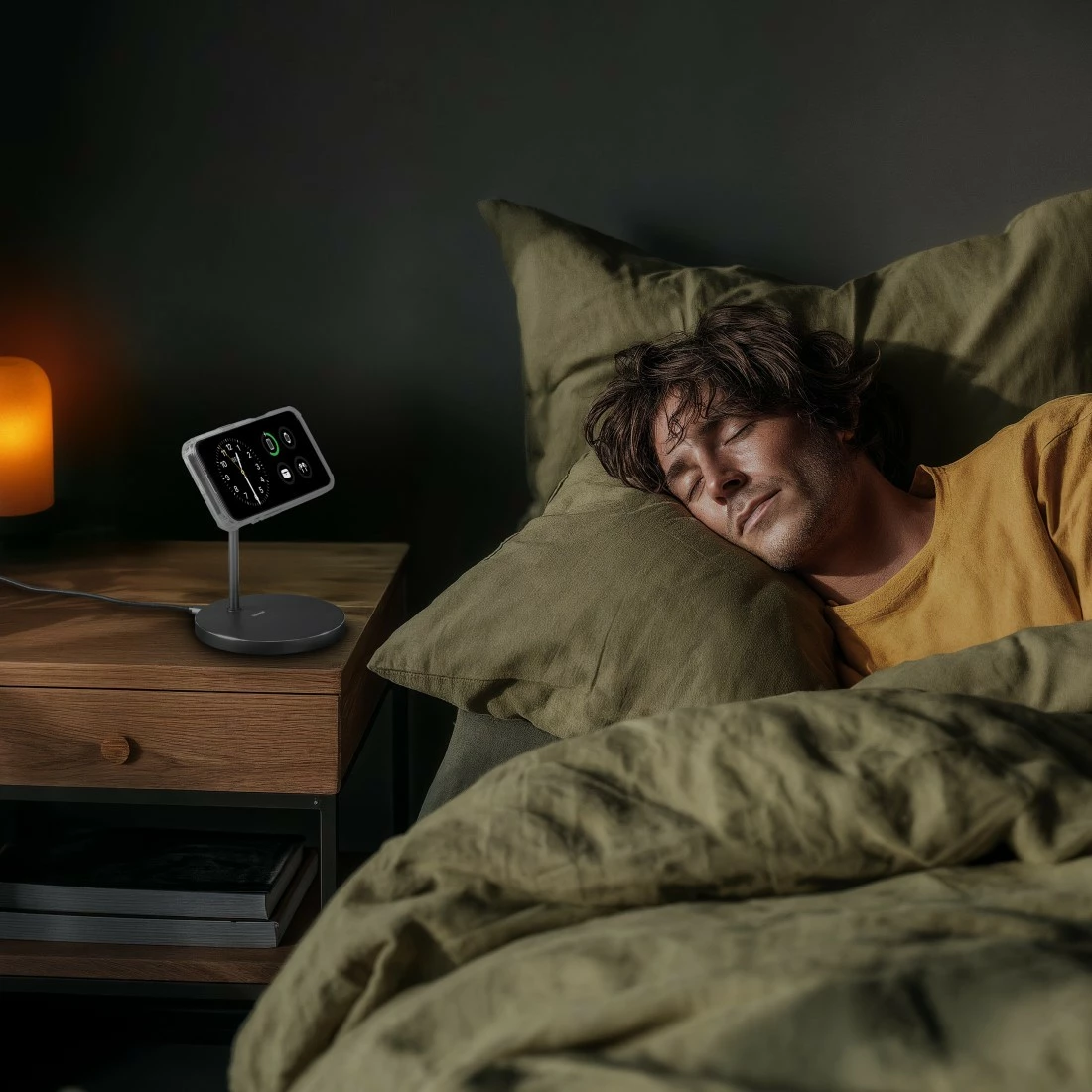 Karikues pa tela me magnet tavoline, Hama 201737, Qi2 Fast Charge 15W, mbajtës i rregullueshëm 0–65° me rrotullim 360°, 2x USB-C, i zi