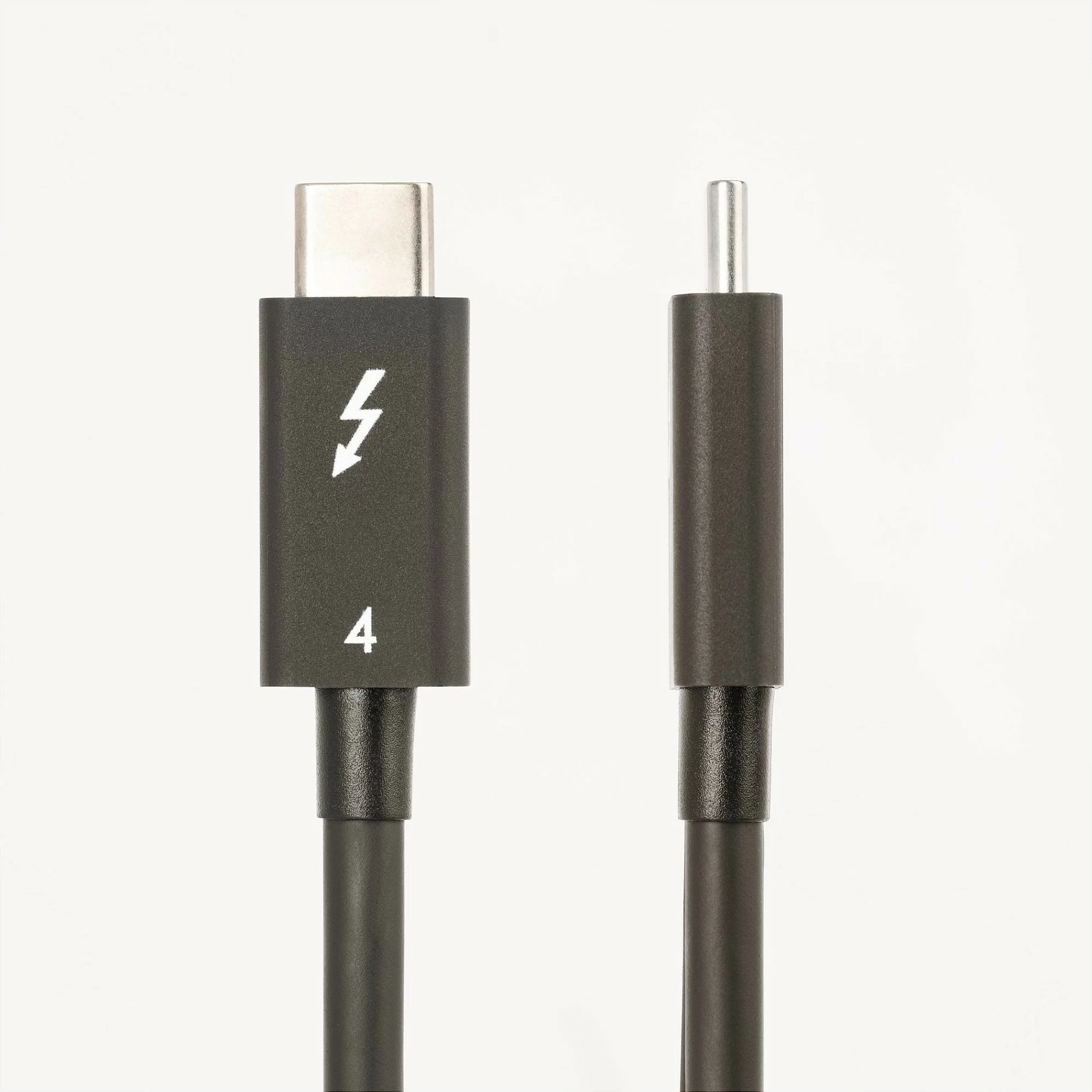 Kabllo Thunderbolt 4 StarTech 1m, 40Gbps, USB-C, 100W PD, 8K, e zezë