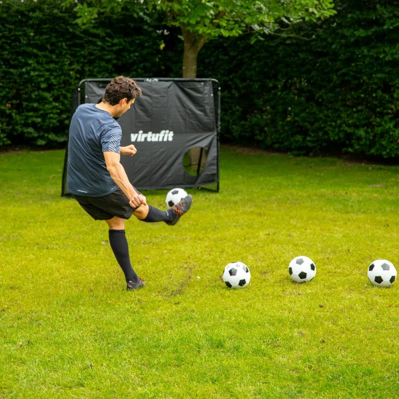 Portë futbolli Virtufit, e zezë