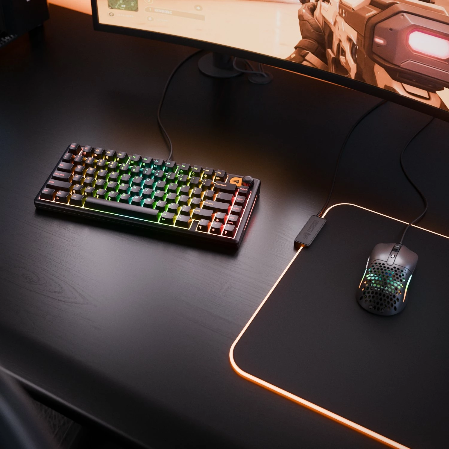 Tastierë gaming Glorious GMBK 75% GLO-GMBK75-BLK-US, mecha-membrane, USB, RGB 10 zona, US layout, e zezë, set me kabllo USB-C/USB-A