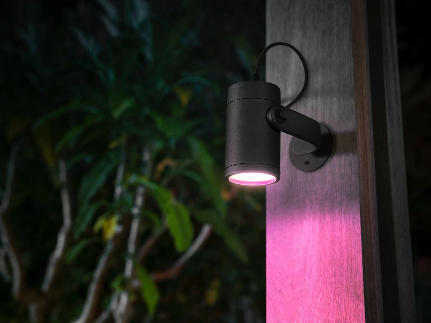 Dritë e jashtme Philips Hue Lily, LED, Alumini, E zezë