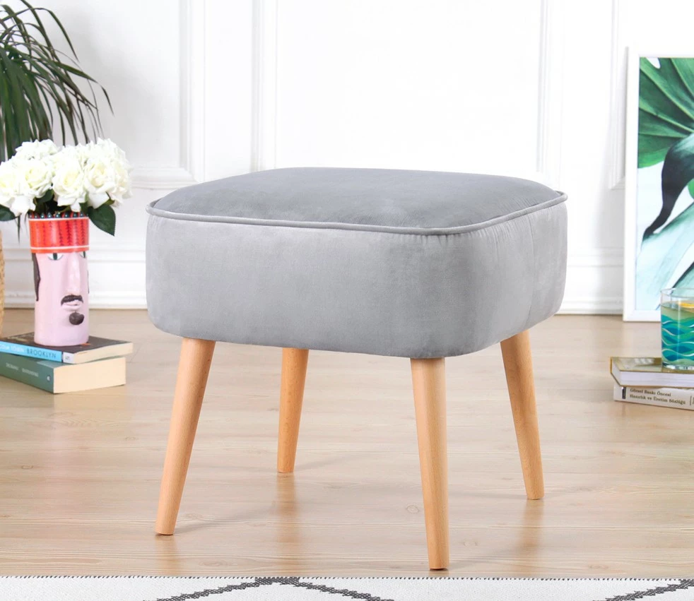 Puf Atelier del Sofa, Moouv 7080, kadife, këmbë druri, ngjyrë gri e çelët