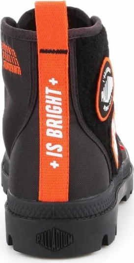 Atlete të larta Palladium për femra, të zeza