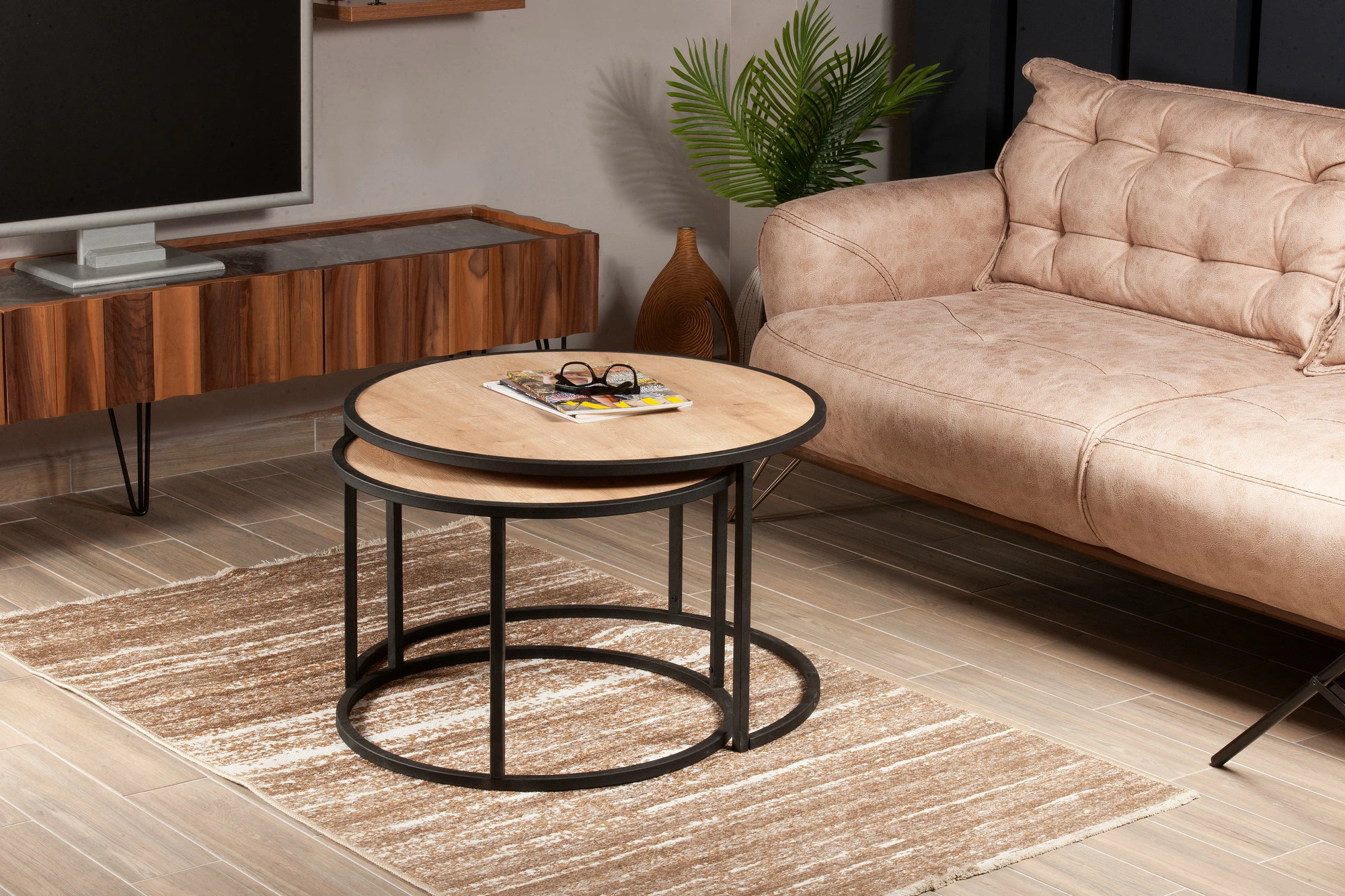 Set tavolina të rrumbullakta të vendosshme, Hanah Home, Tambur, ngjyrë lisi dhe e zezë, 2 copë