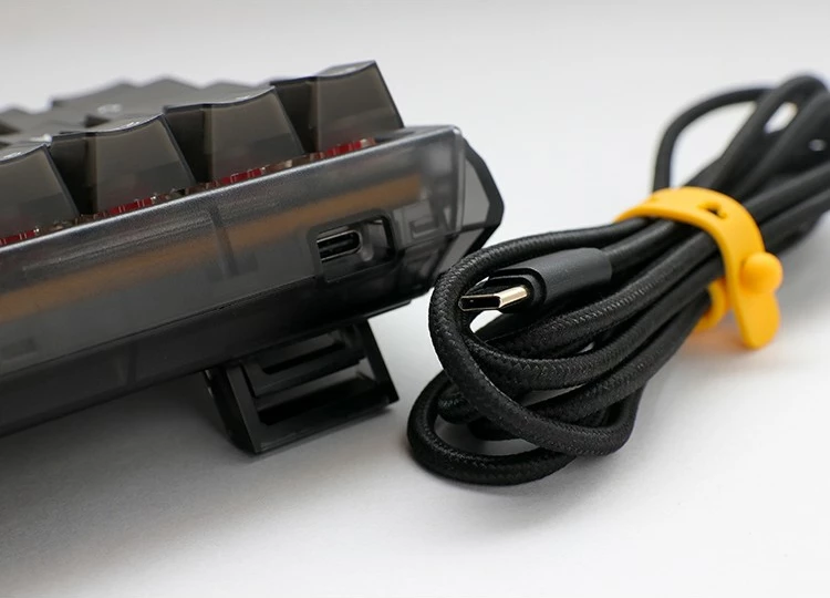 Tastierë mekanike Ducky One 3 Mini, RGB, Cherry MX Red, USB Type-C, e zezë