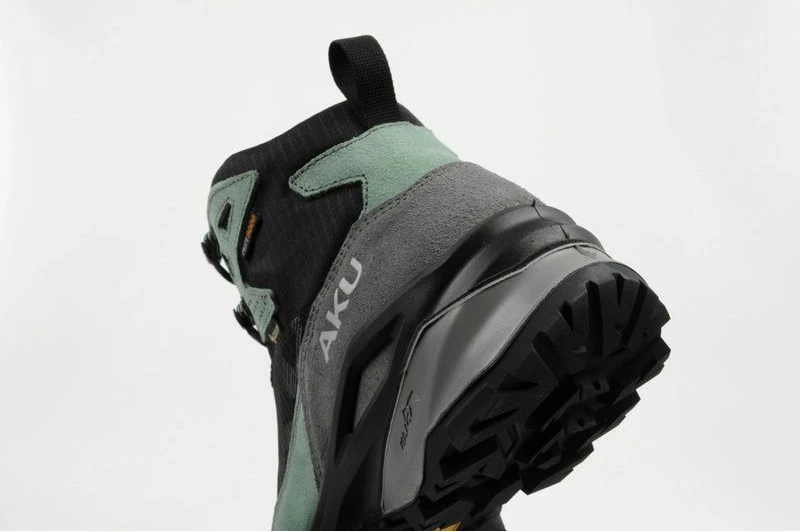 Atlete trekking për femra Aku, të zeza të gjelbra