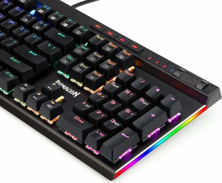 Tastierë mekanike gaming Redragon VATA K580, full size, RGB, me kabllo USB, blue switch, 5 tasta makro, e zezë