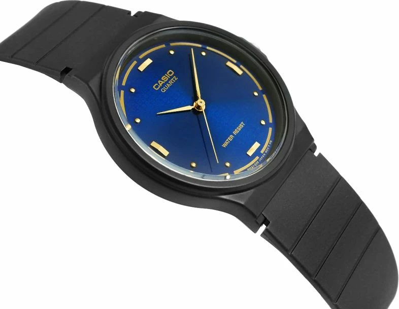 Orë dore për femra Casio, e zezë