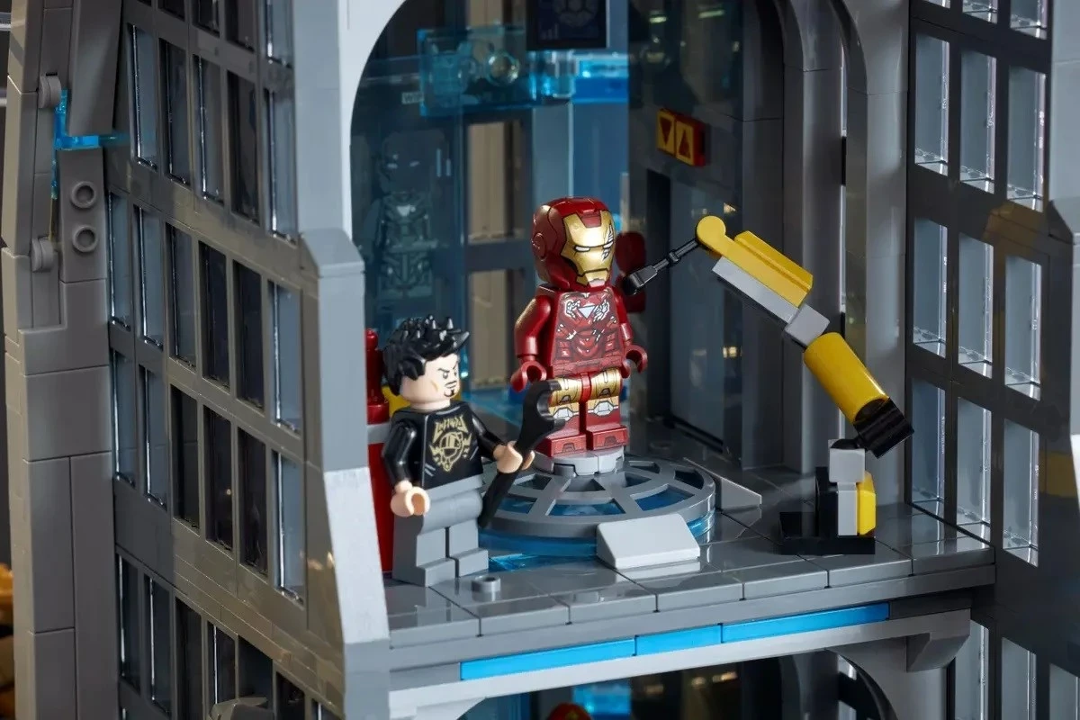 Set LEGO Marvel 76269 Avengers Tower