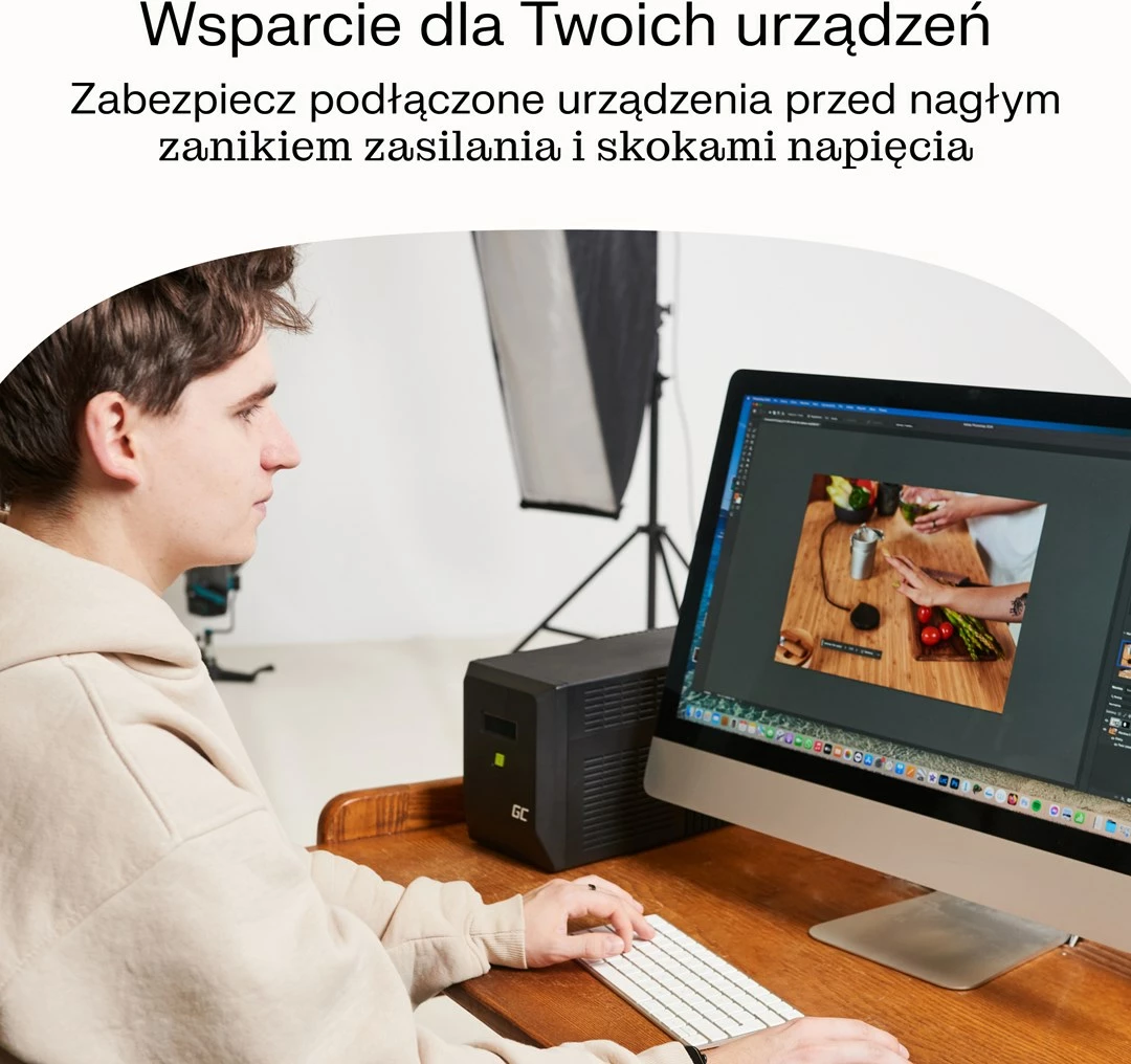 UPS Green Cell UPSLM360, 6.5 kVA, 360 W, 2 dalje AC, e zezë