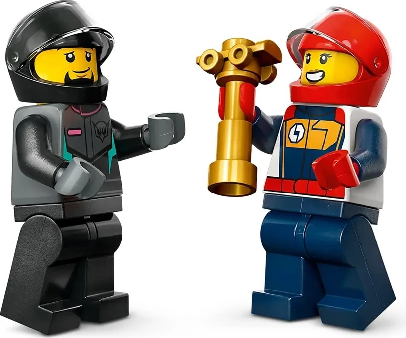 Set LEGO City 60400 Go-Karts dhe Garues