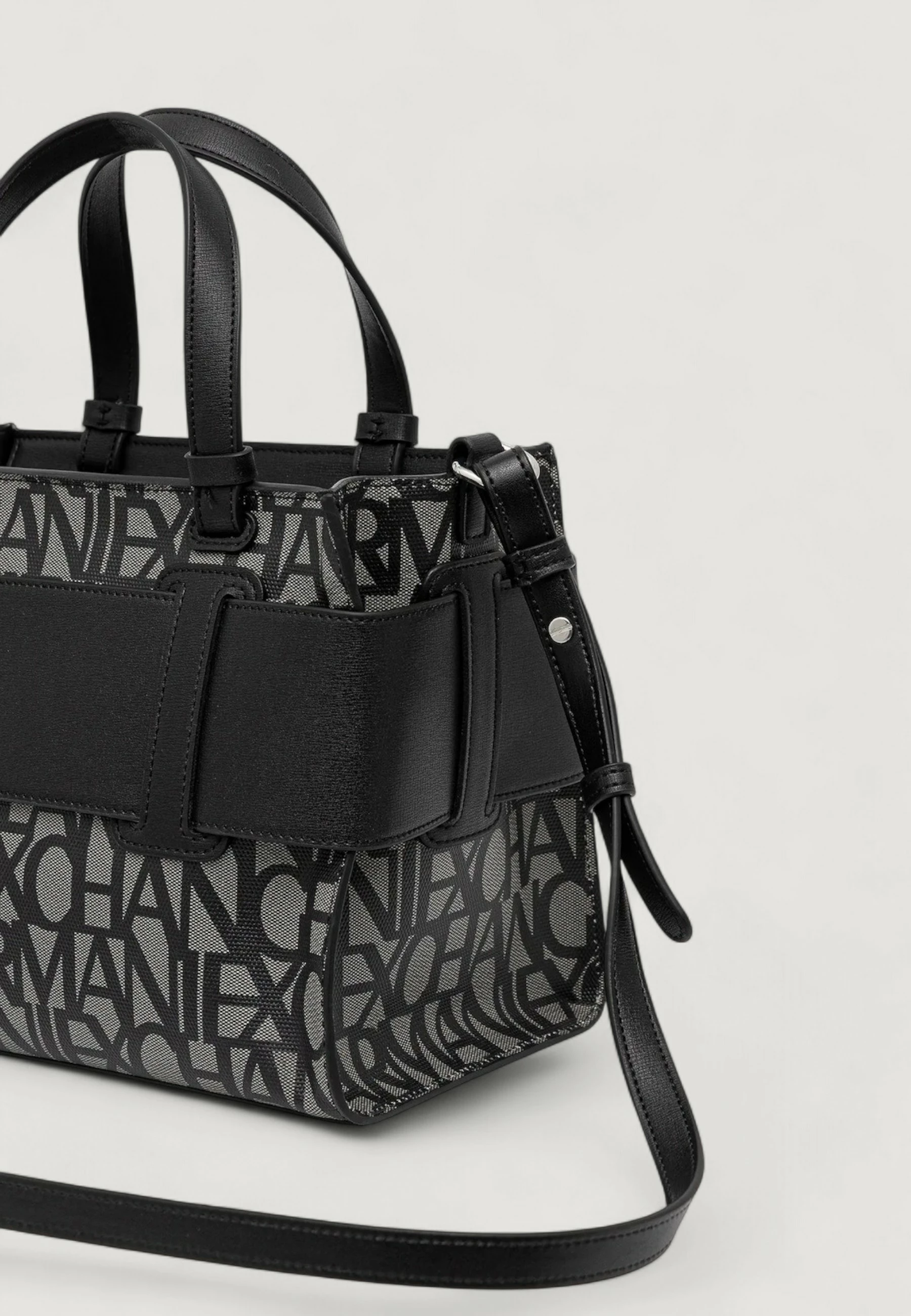 Çantë për femra Armani Exchange 942690 3F742, e zezë