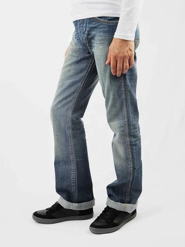 Xhinse për meshkuj Wrangler [Madhësia: W28 L34]