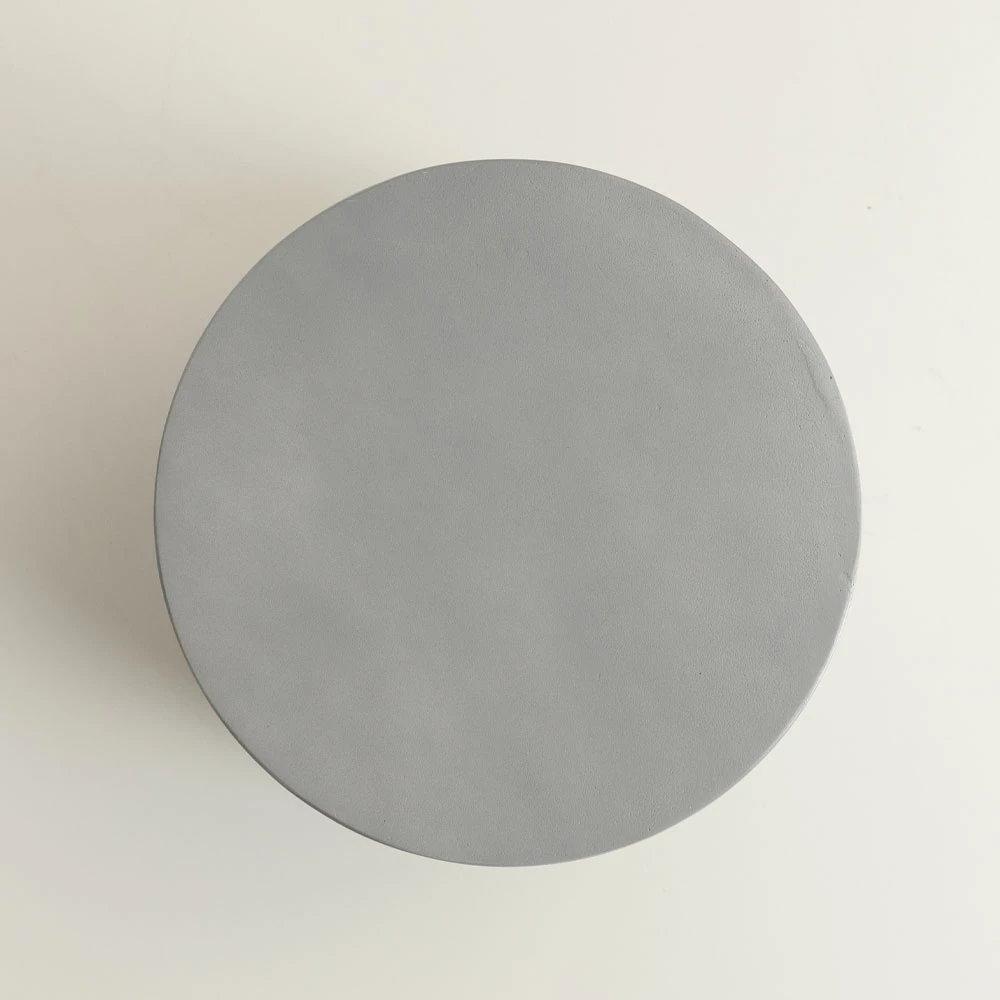 Tavolinë kafeje prej çimentoje, 38x38x45.5 cm