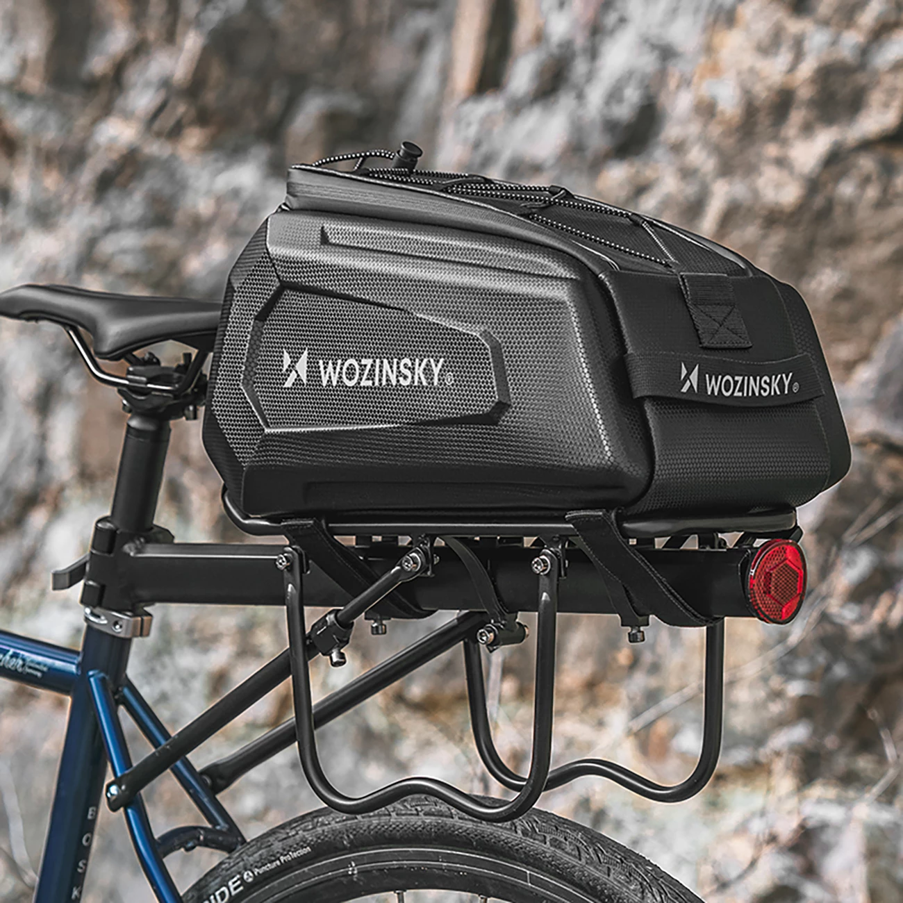çantë bagazhi biçiklete, Wozinsky WSR-01B, 9 L, e papërshkueshme nga uji, montim me rripa Velcro, e zezë