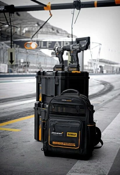 Çantë shpine për vegla DeWalt DWST60122-1 53L, e zezë/portokalli