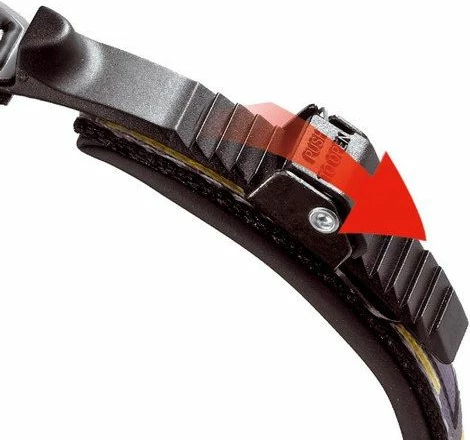 Parzmore qeni Ferplast Ergocomfort P, L (50–60 cm qafë / 70–80 cm gjoks), kuqe/zezë