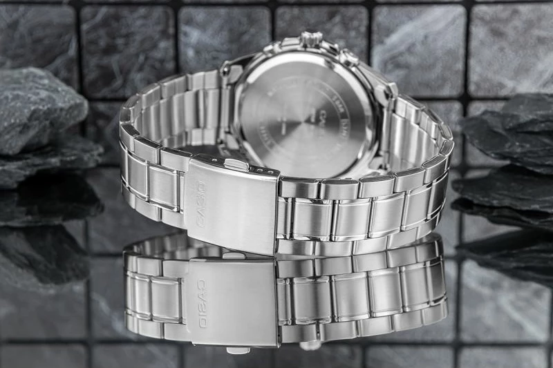 Orë dore për meshkuj CASIO, e gjelbër