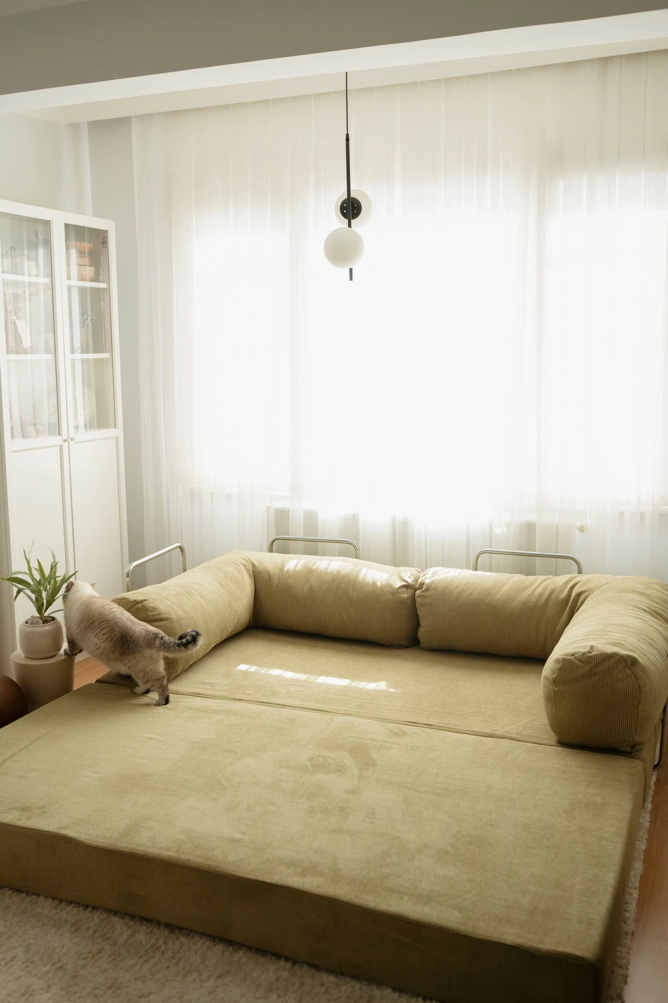 Divan-krevat treshe, kadife ngjyrë kaki, Nook