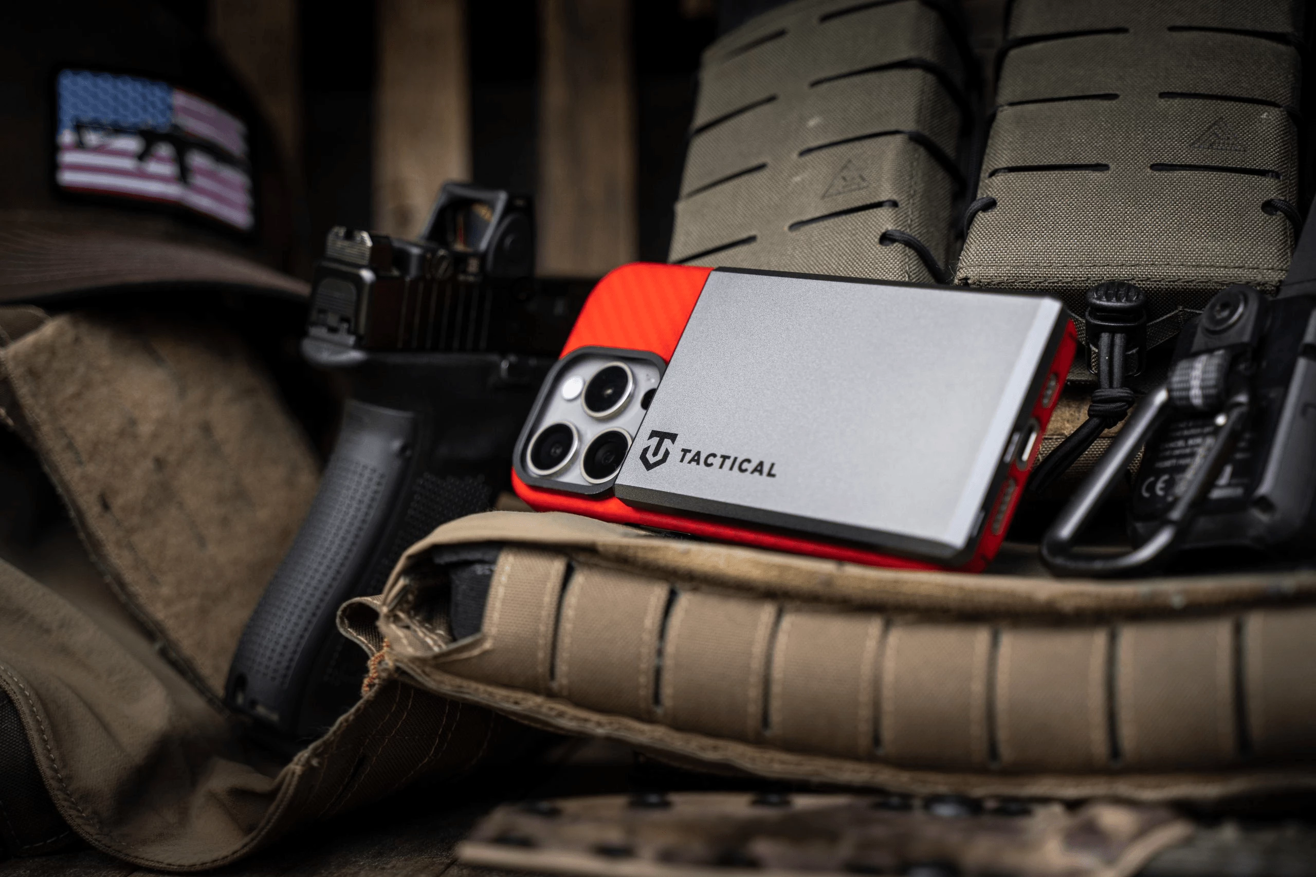 Powerbank Tactical MagForce Relief (CX01) 5000mAh 22.5W me karikim pa kabllo (MagSafe), zi/verdhë, set me kabllo USB-C 1m
