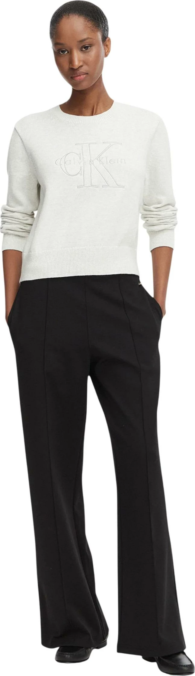 Xhemper për femra Calvin Klein Jeans LV047G322G, gri e çelët [Madhësia: S]