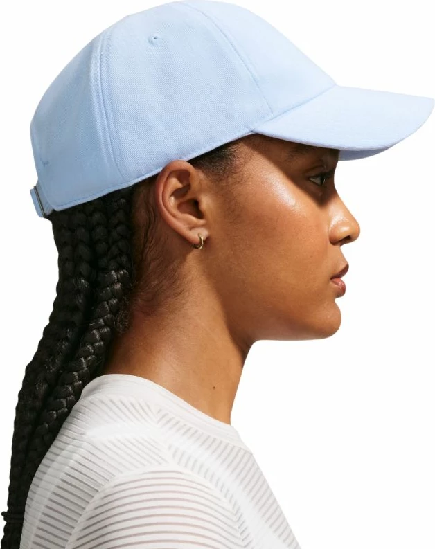 Kapelë Nike Club Cap FZ5698 407, e kaltër e çelët [Madhësia: M/L]