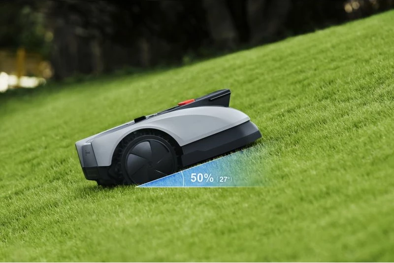 Robot kositës bari Ecovacs GOAT 0600 RTK, 600 m², 21 V 2.5 Ah, AIVA 3D, Gri/Zeze