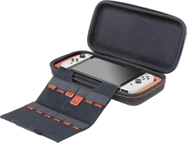 Çantë transporti Nacon Game Traveler Deluxe System Case për Nintendo Switch 2/OLED/Switch, 12 lojëra + 4 microSD, E zezë