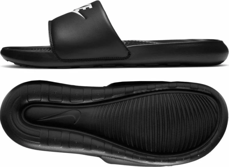 Papuqe për meshkuj Nike, të zeza