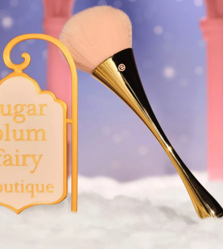 Brushë për fytyrë Essence Nuts About You, 01 Dance Your Dreams