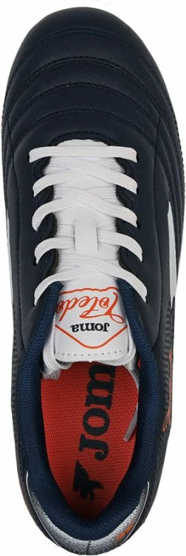 Atlete futbolli për fëmijë Joma