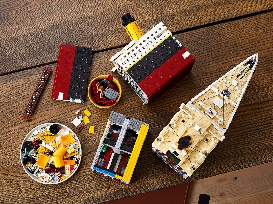 Set LEGO Titanic, 10294, për të rritur, 9090 pjesë