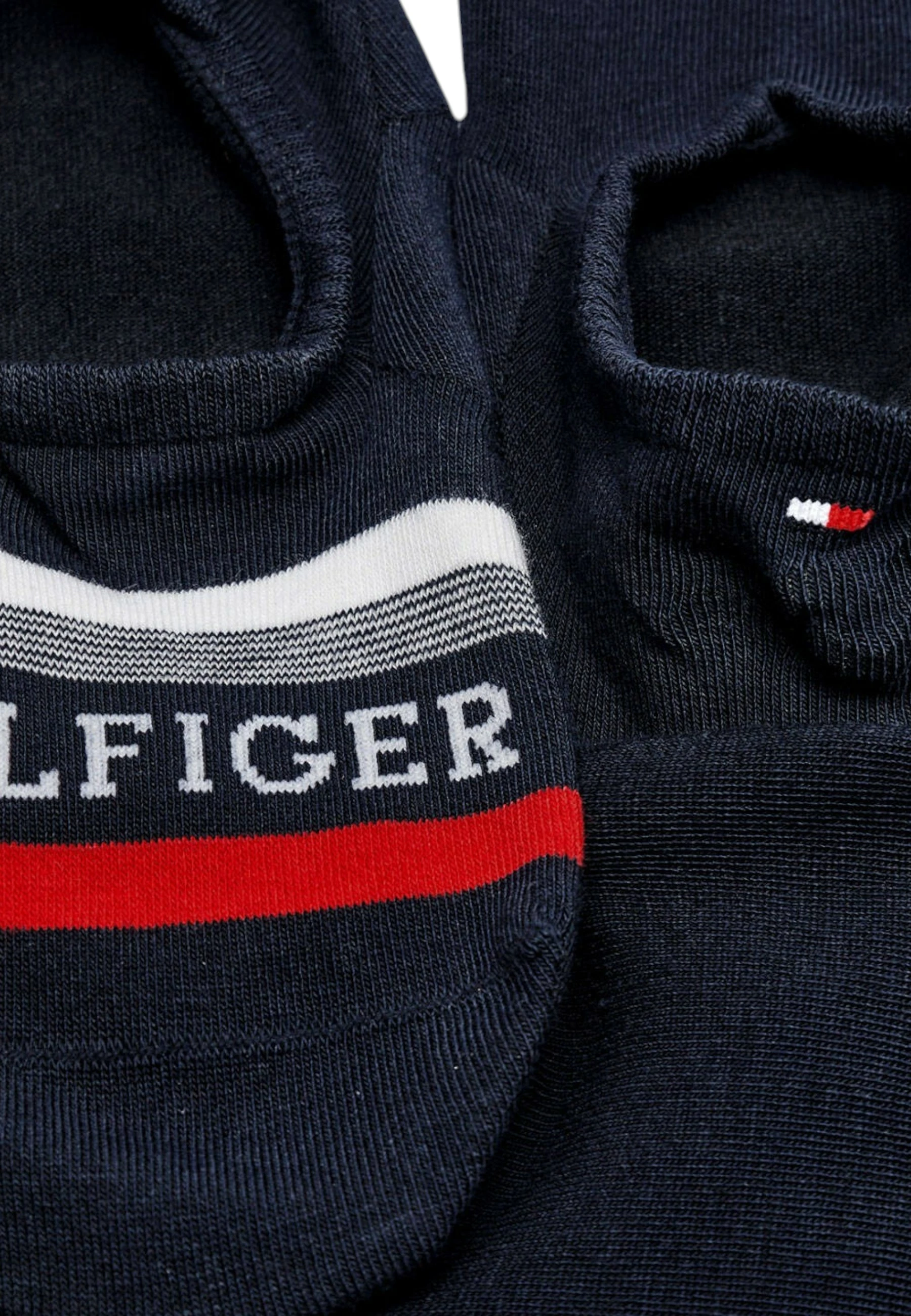 Çorape footie për meshkuj Tommy Hilfiger TH MEN FOOTIE 2P Hilfiger Tab 701232938, kaltër e errët [Madhësia: 39-42]