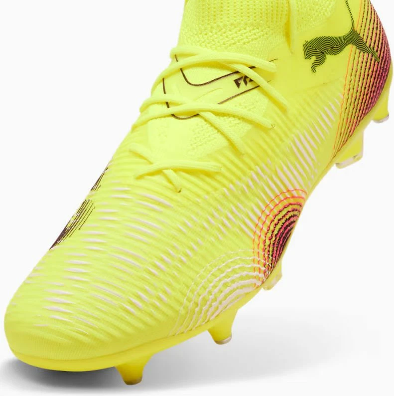 Atlete futbolli Puma për meshkuj, të verdha