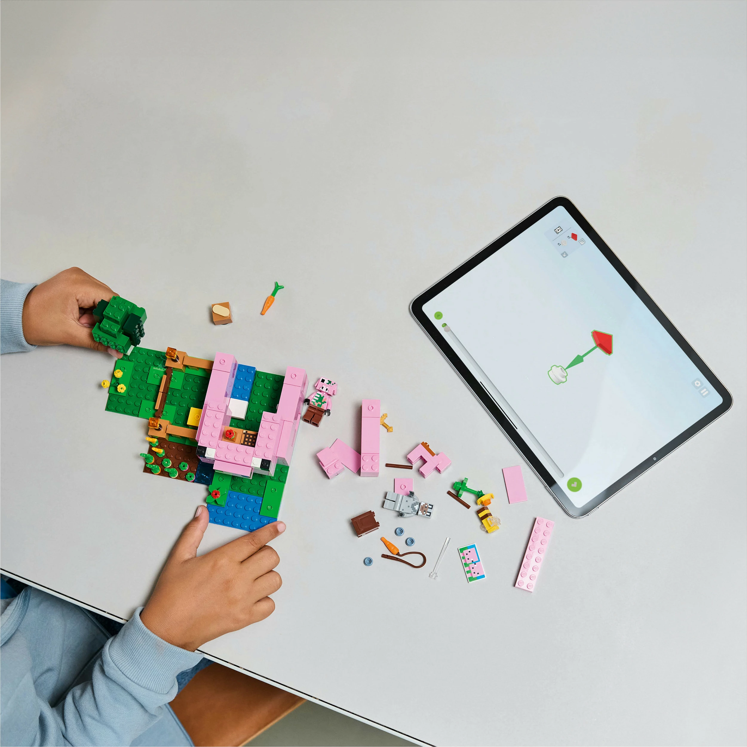 Set ndërtimi LEGO Minecraft 21268 Das Babyschwein-Haus 238 pjesë, multikolor