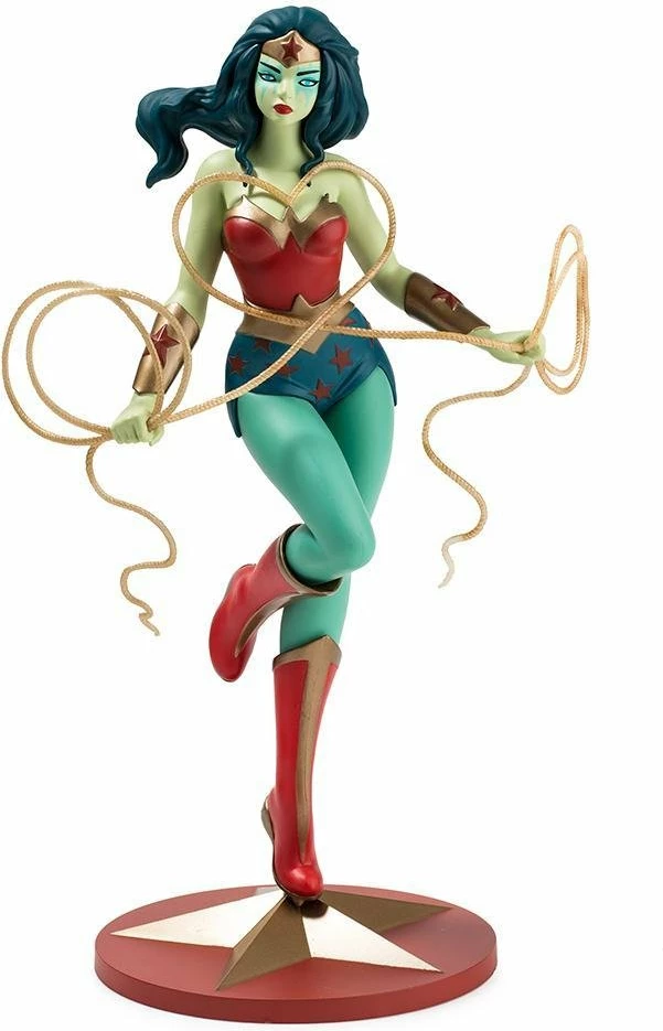 Figurinë koleksionuese Kidrobot Wonder Woman Tara McPherson Medium 28 cm, edicion i limitum 300 copë