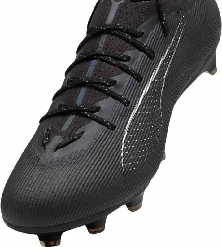 Atlete futbolli Puma për meshkuj, të zeza