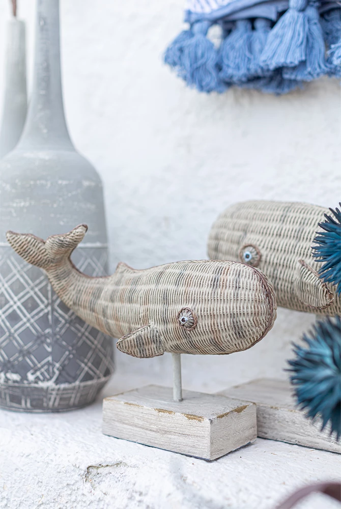 Dekor balenë, polirezine, ngjyrë kafe, 26x12x21cm