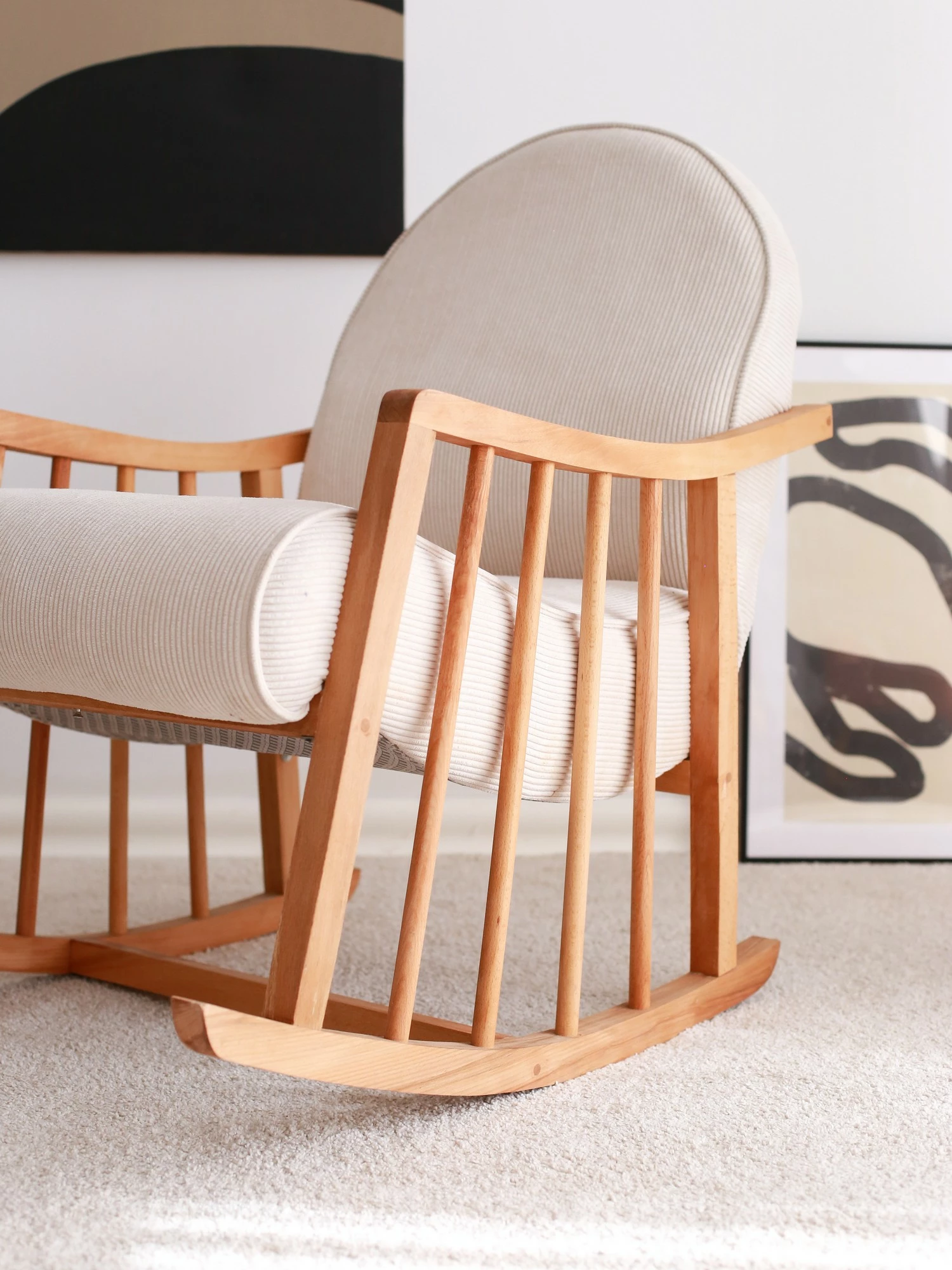 Karrige krahu Klea, kadife korduroj, e bardhë