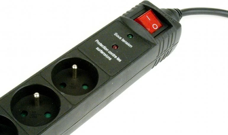 Prizë Gembird SPF5-C-10 me 5 dalje franceze, 3m, e zezë