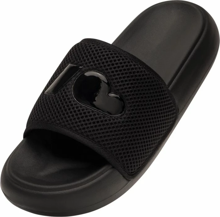 Papuqe Kubota, të zeza