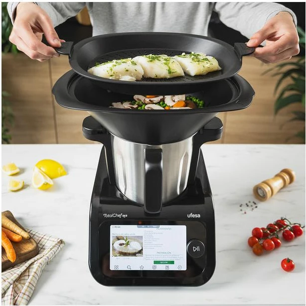 Robot kuzhine UFESA TotalChef RK6 1200 W, tas inox 3.5 L, ekran 7\" touch, Wi-Fi, peshore e integruar, me aksesorë