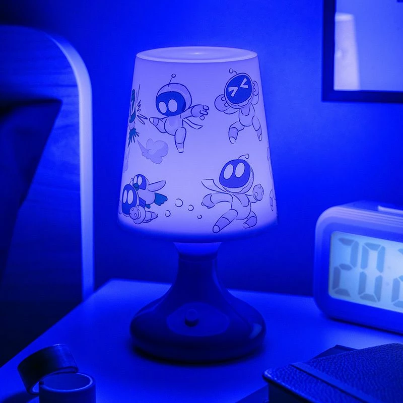 Lampë tavoline Paladone Astro Bot 18.5 cm, me ndërrim ngjyrash, 3xAA, blu