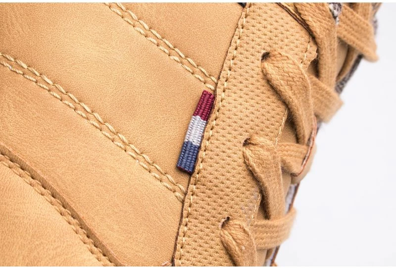 Atlete për meshkuj Lee Cooper, të kafëta