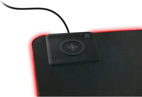 Mauspad Deltaco Gaming RGB me wireless charger, i zi
