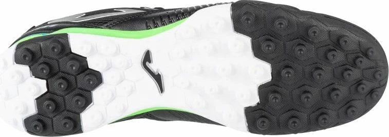 Atlete futbolli Joma për meshkuj, të zeza